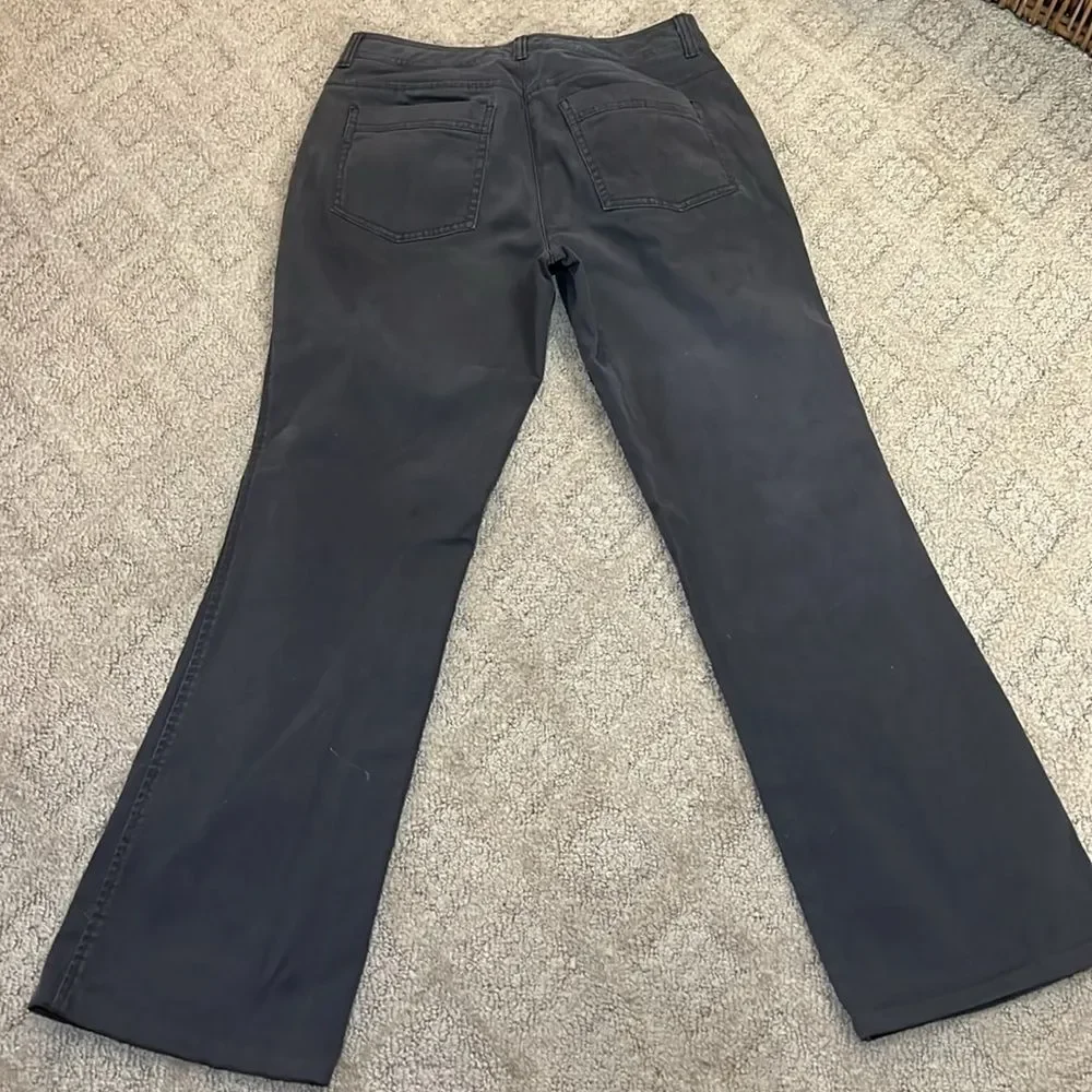 Chicos pants size 4 (chicos size 0) 🌸